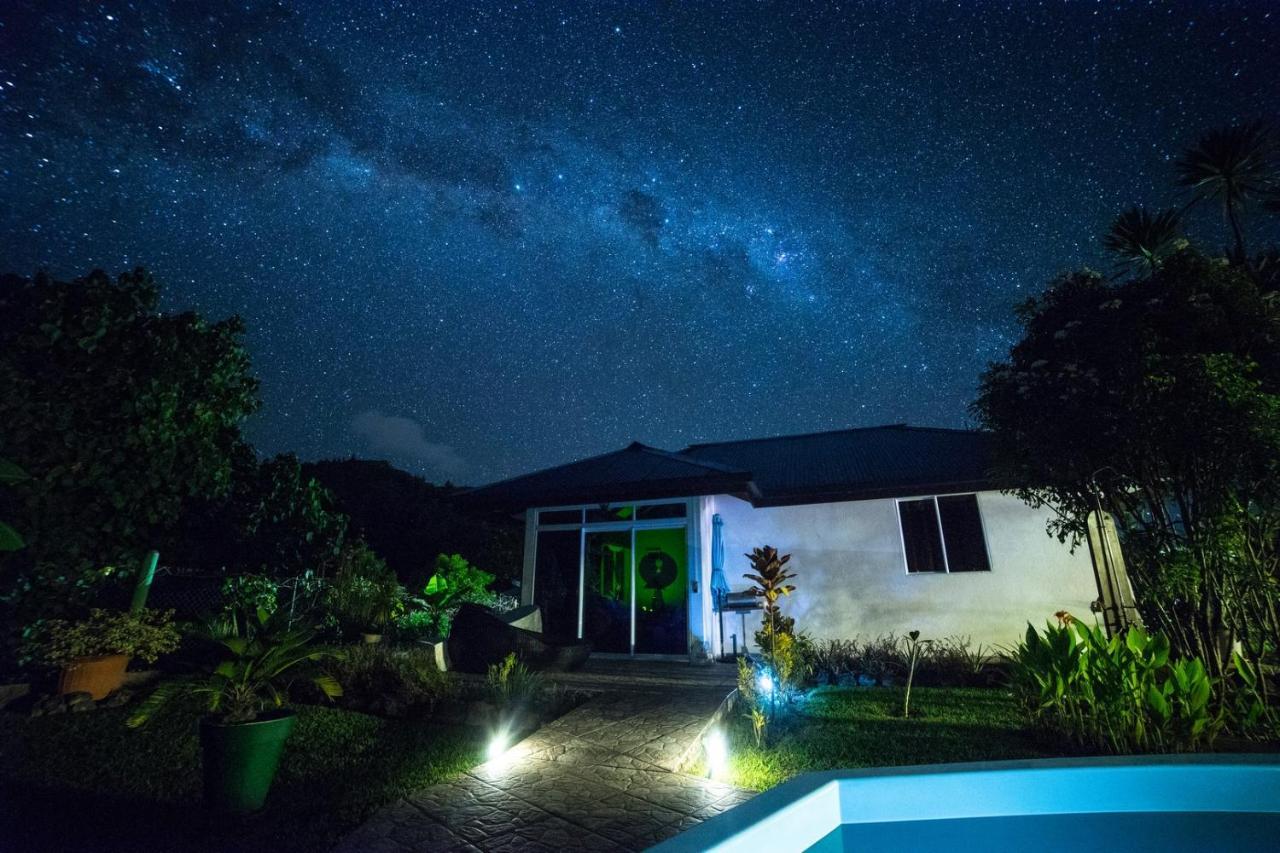 La Maison Du Voyage Tevaitoa Exterior foto